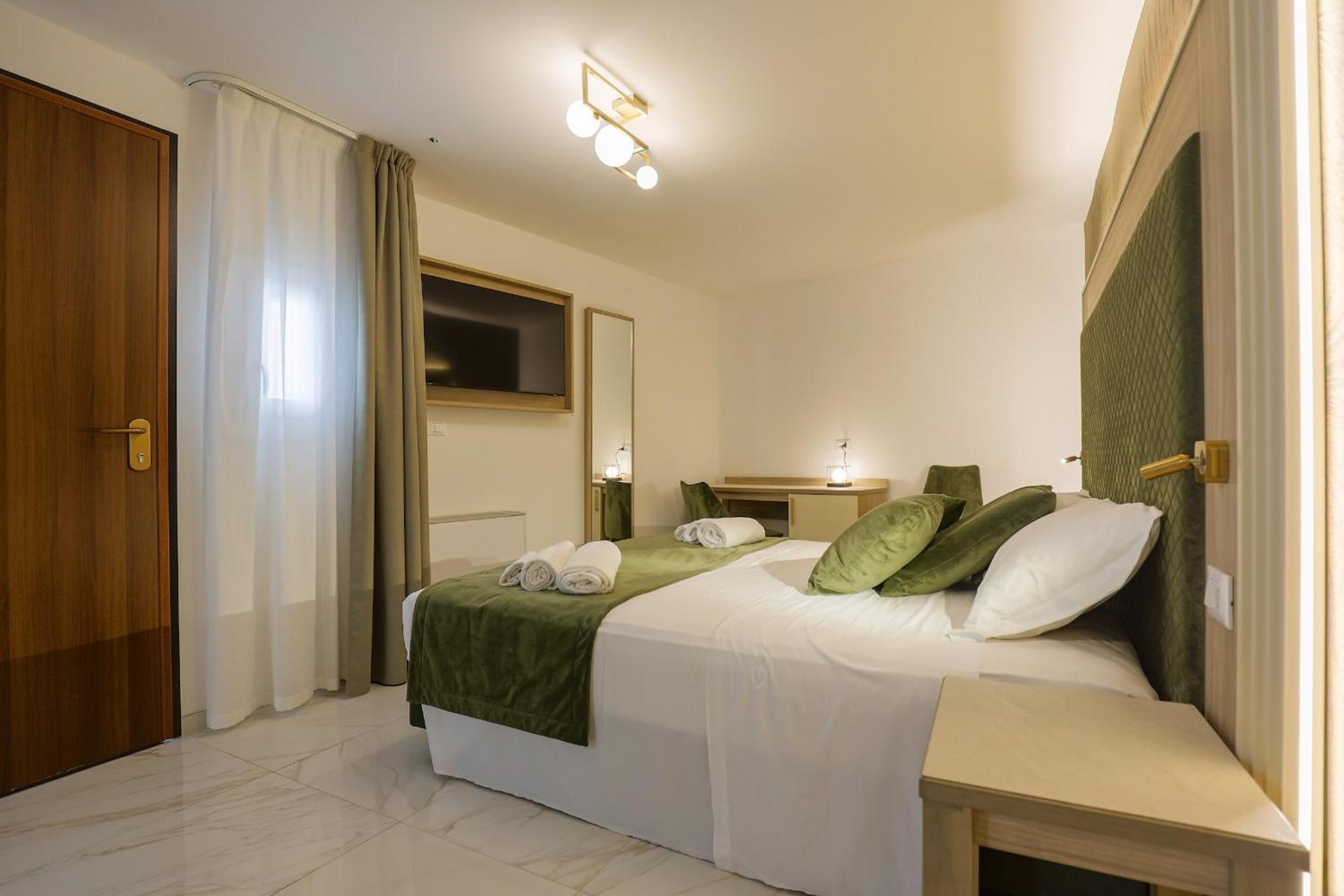 Grotta Saracena Resort 포르토 세자레오 외부 사진