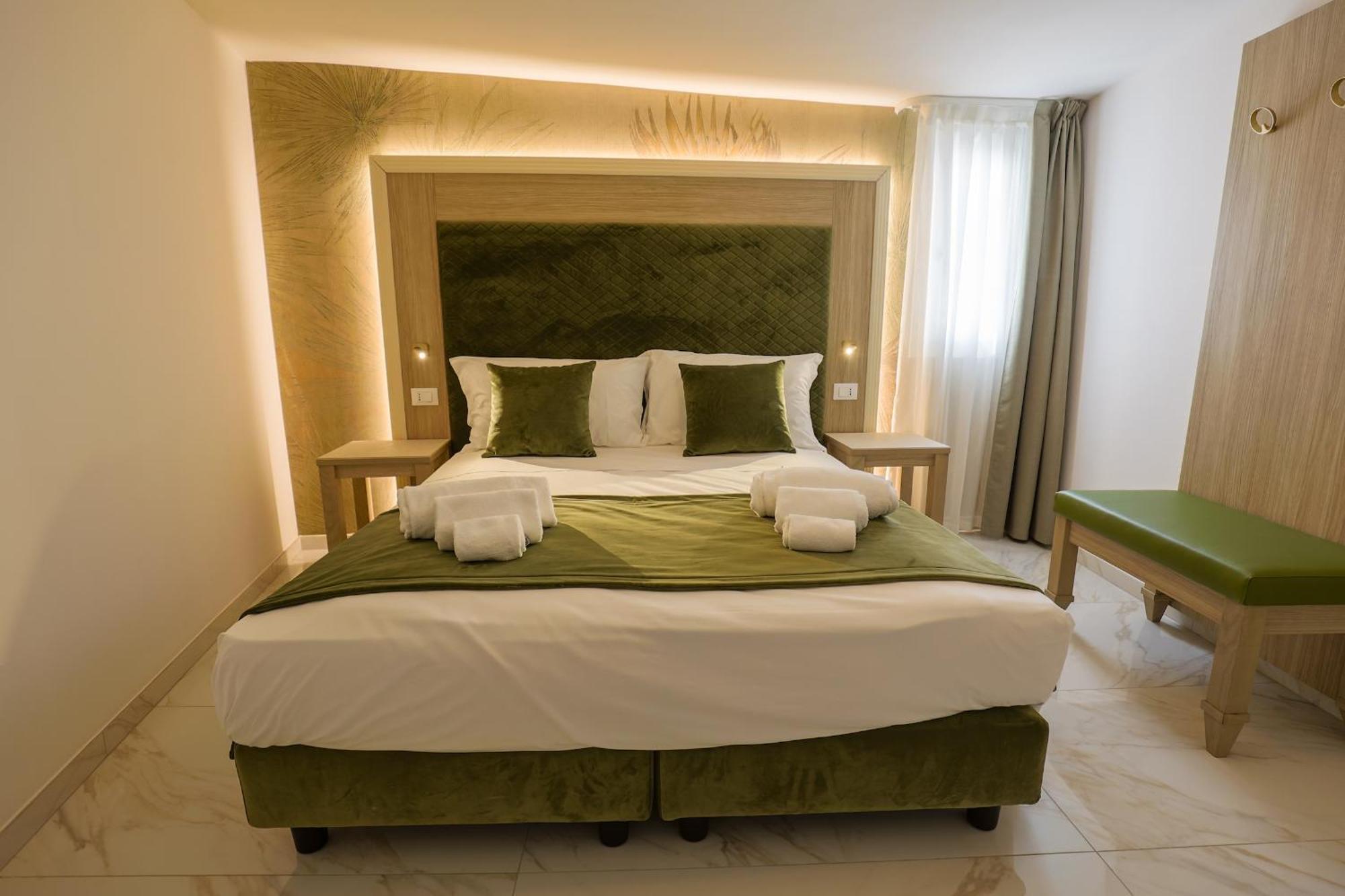 Grotta Saracena Resort 포르토 세자레오 외부 사진